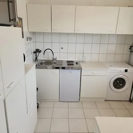 Apartment Monteurwohnung Brassert - 1ogm *